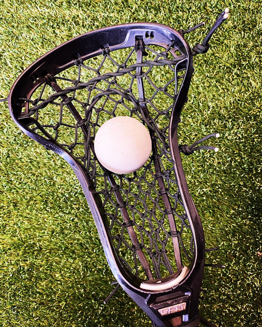 String King Mark 2 Offense Black w/Yellow Mesh Pocket - String It Up's Store