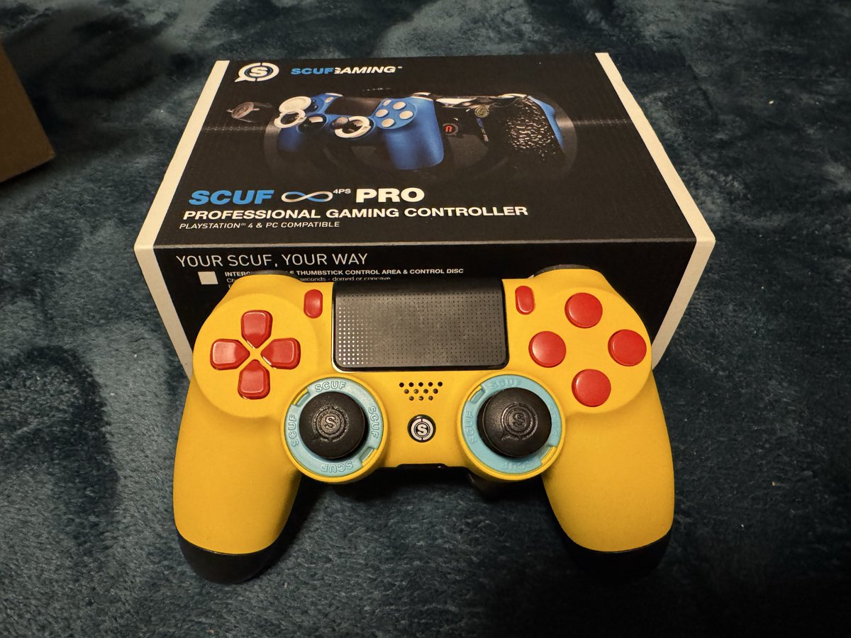 SCUF スカフ レッドウイングス - スカフ SCUF コントローラー